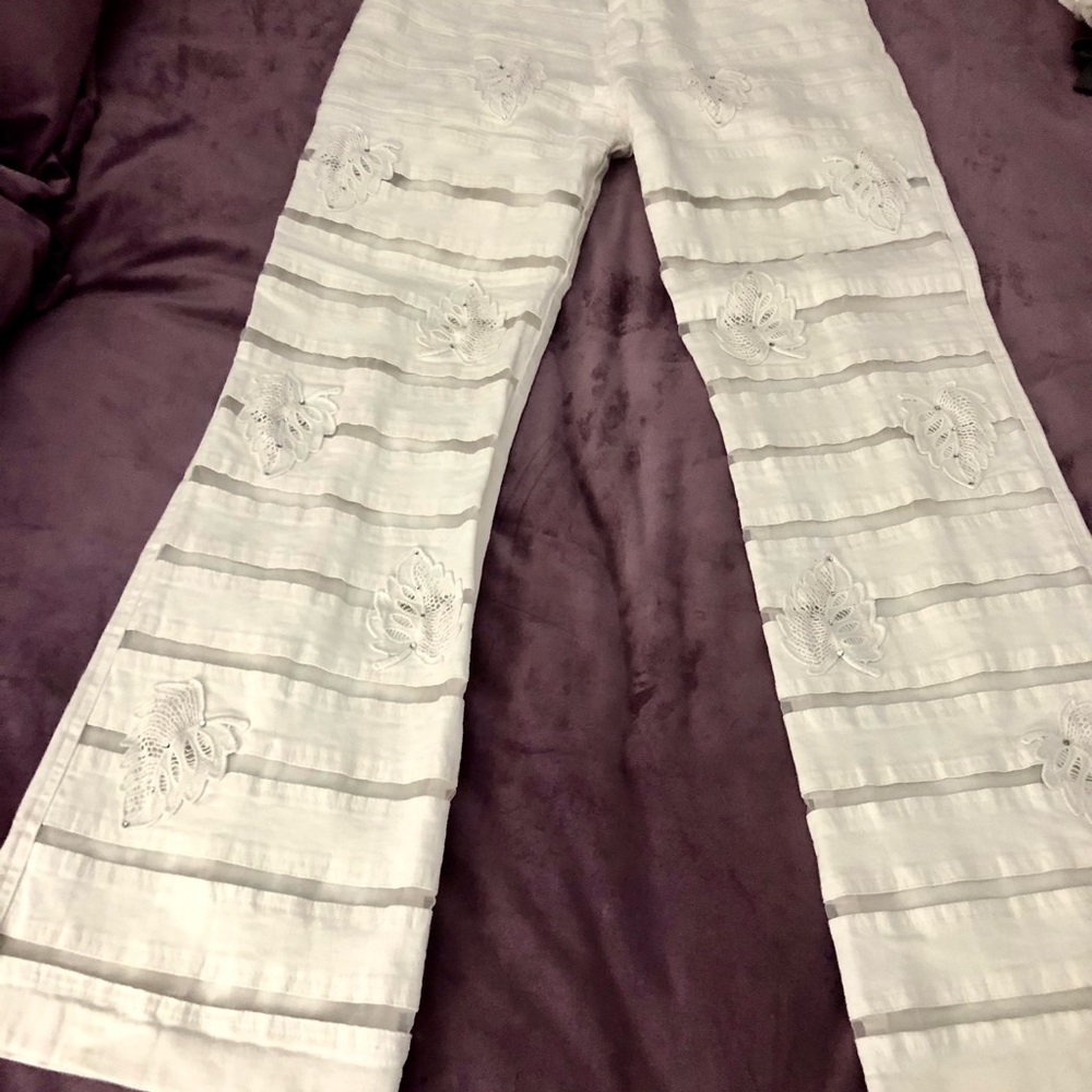 LAFEI STAR  VINTAGE mesh infused high rise jeans. Appliqués w bling throughout.